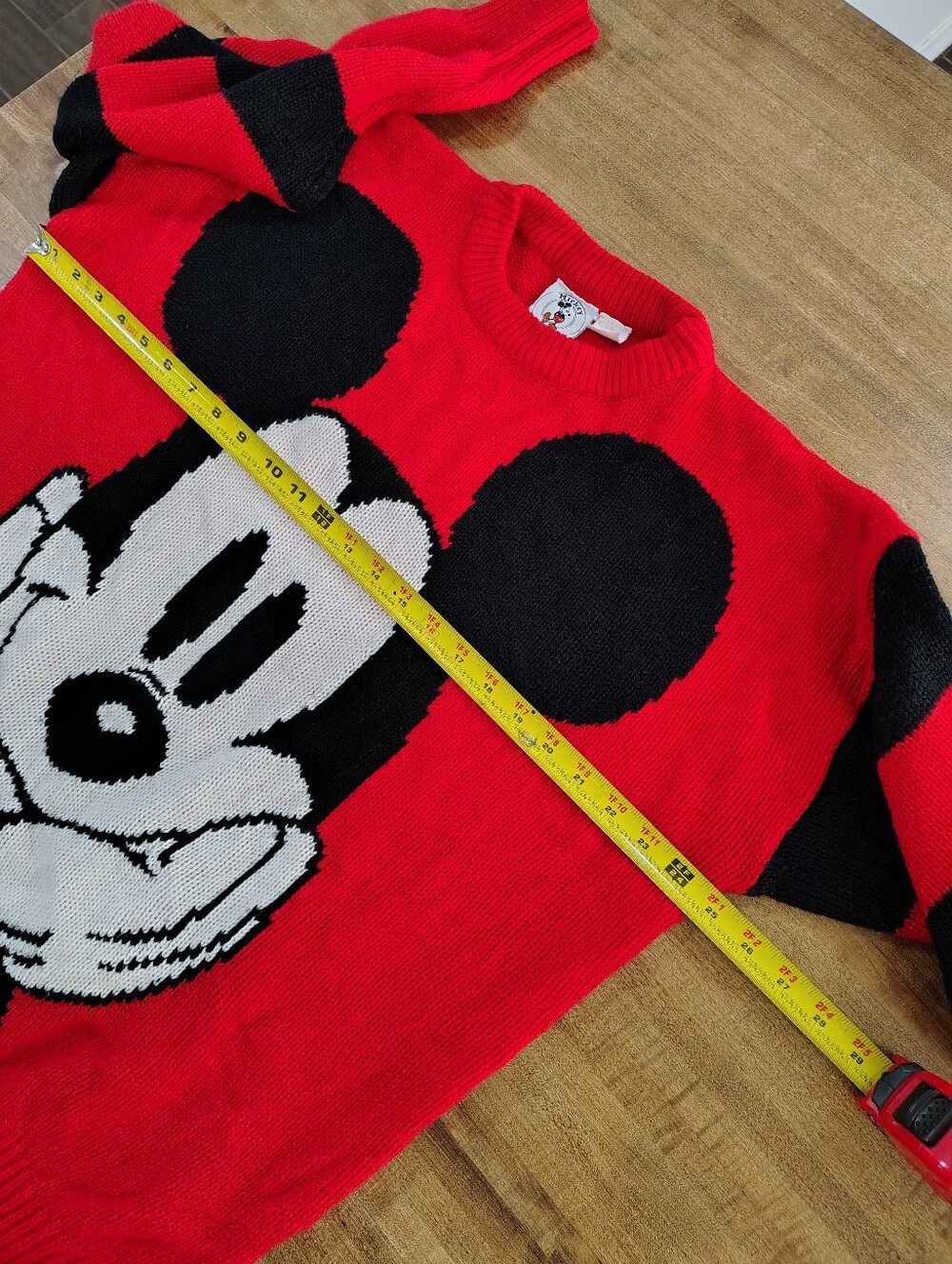 Mickey & Co By JG Hook Mickey Mouse Vintage Disney Big Head White Gloves Sweater - Picture 7 of 8
